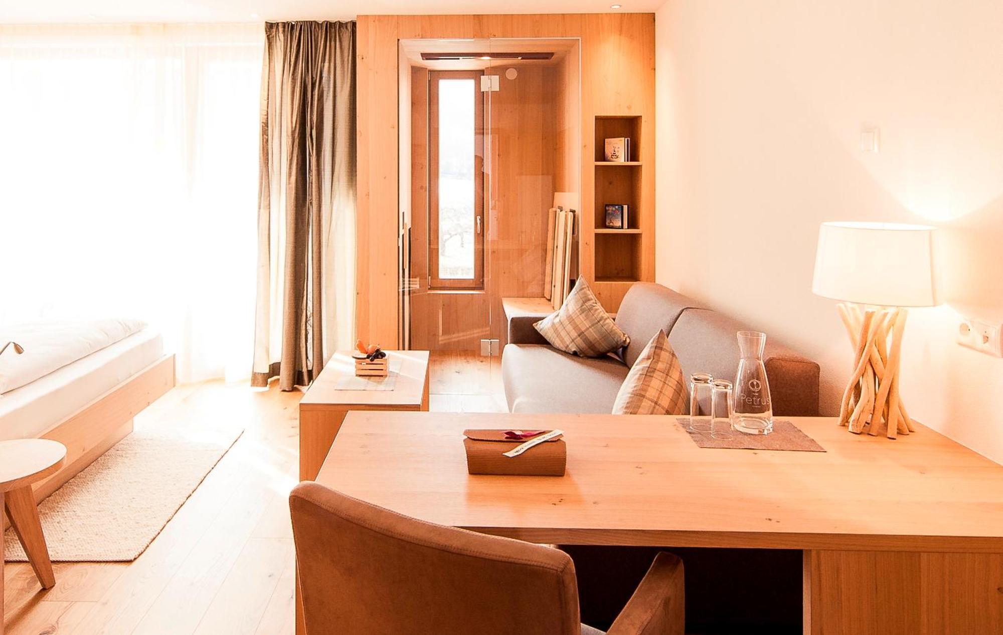 Hotel Petrus Бруніко Номер фото